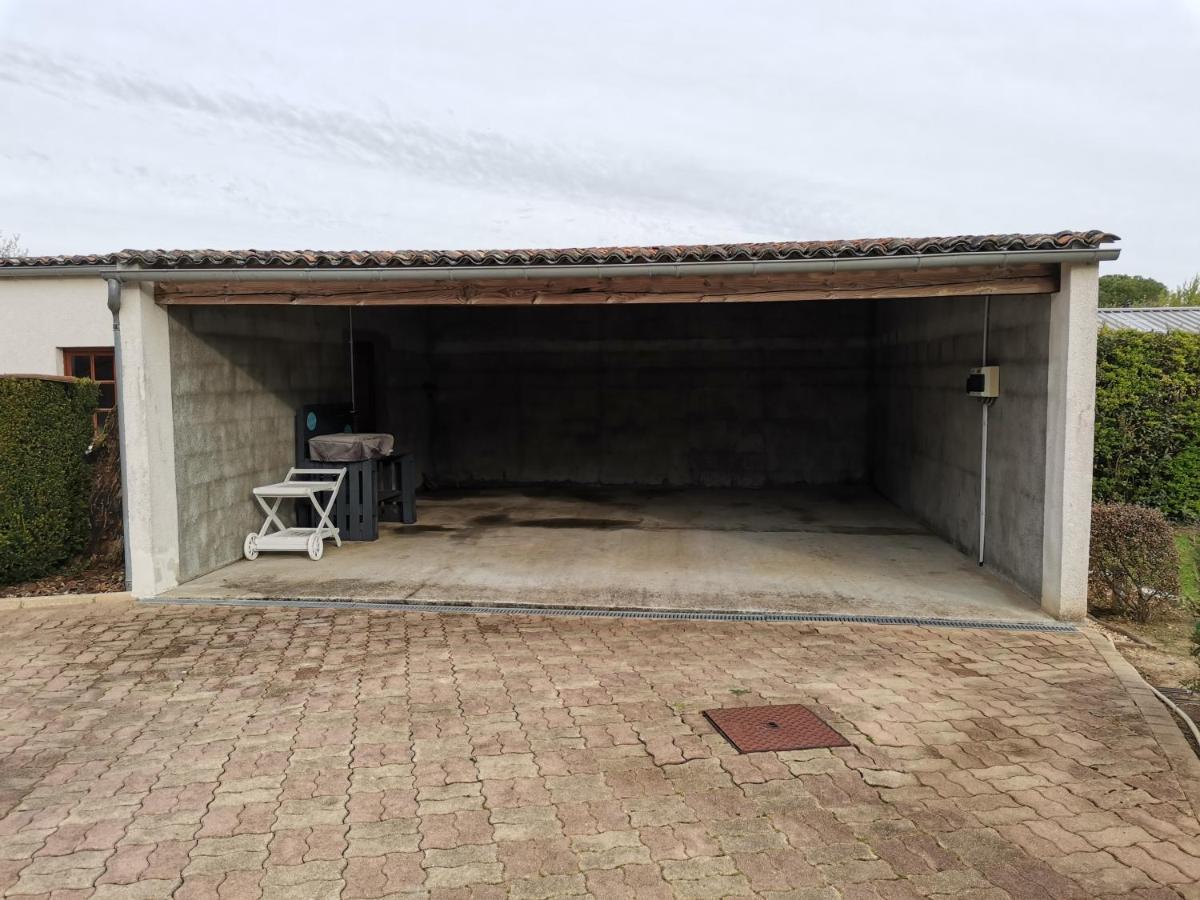 Maison De Campagne Proche Des Plages Saint-Romain-de-Benet Exterior foto
